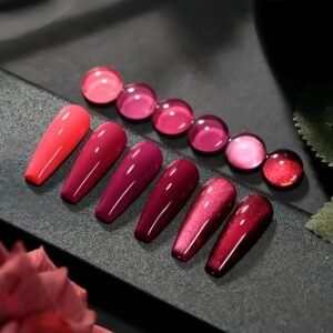 Magenta Cat Eye Gel Nail Polish